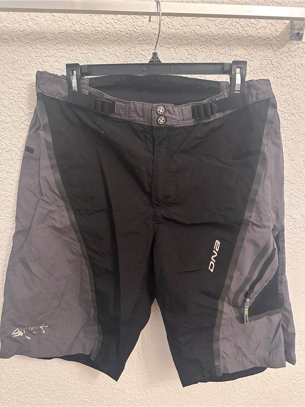 Descente Men’s Black Lightweight Sport Shorts
